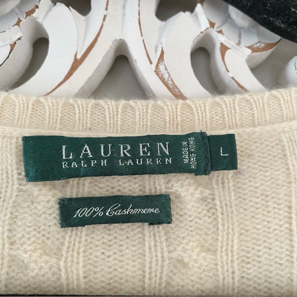 Lauren Ralph Lauren VTG Cashmere Cable Knit V-Neck Sweater Size L Luxury Preppy - Picture 2 of 8